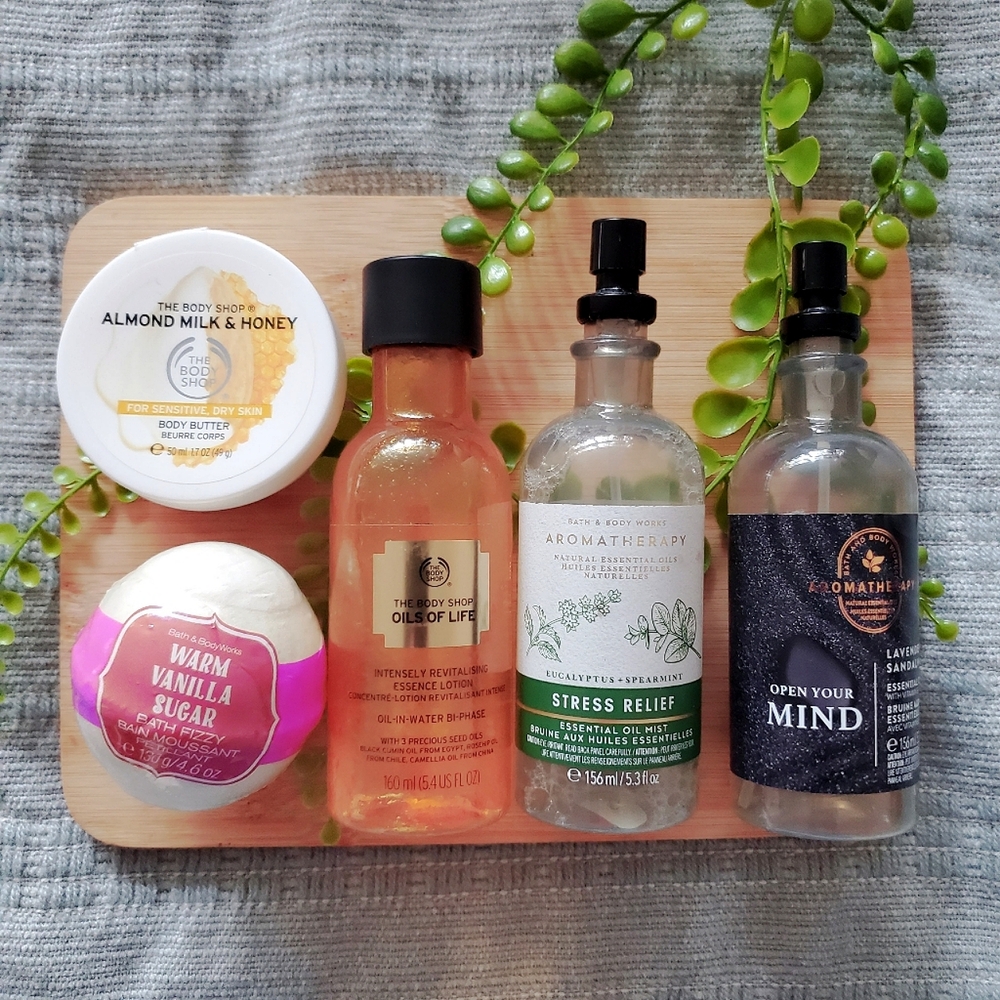 THE BODY SHOP Limited Edition Set + BATH And BODY Set